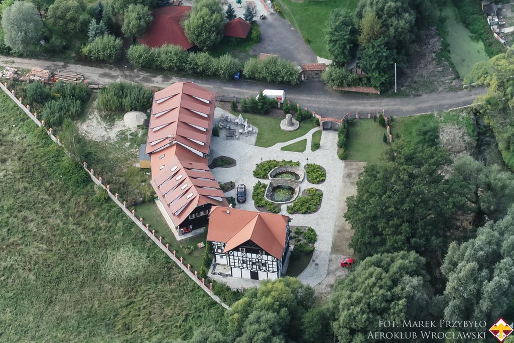 Hotel Karczma Rzym Samotwór Exteriér fotografie