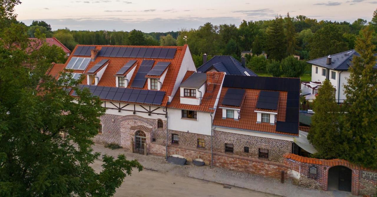 Hotel Karczma Rzym Samotwór Exteriér fotografie